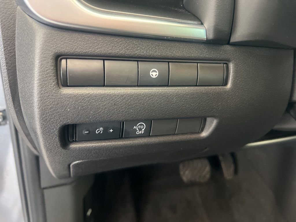 Certified 2023 Nissan Rogue SV image 52