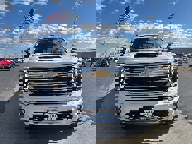 Certified 2024 Chevrolet Silverado 3500 High Country w/ Technology Package image 8