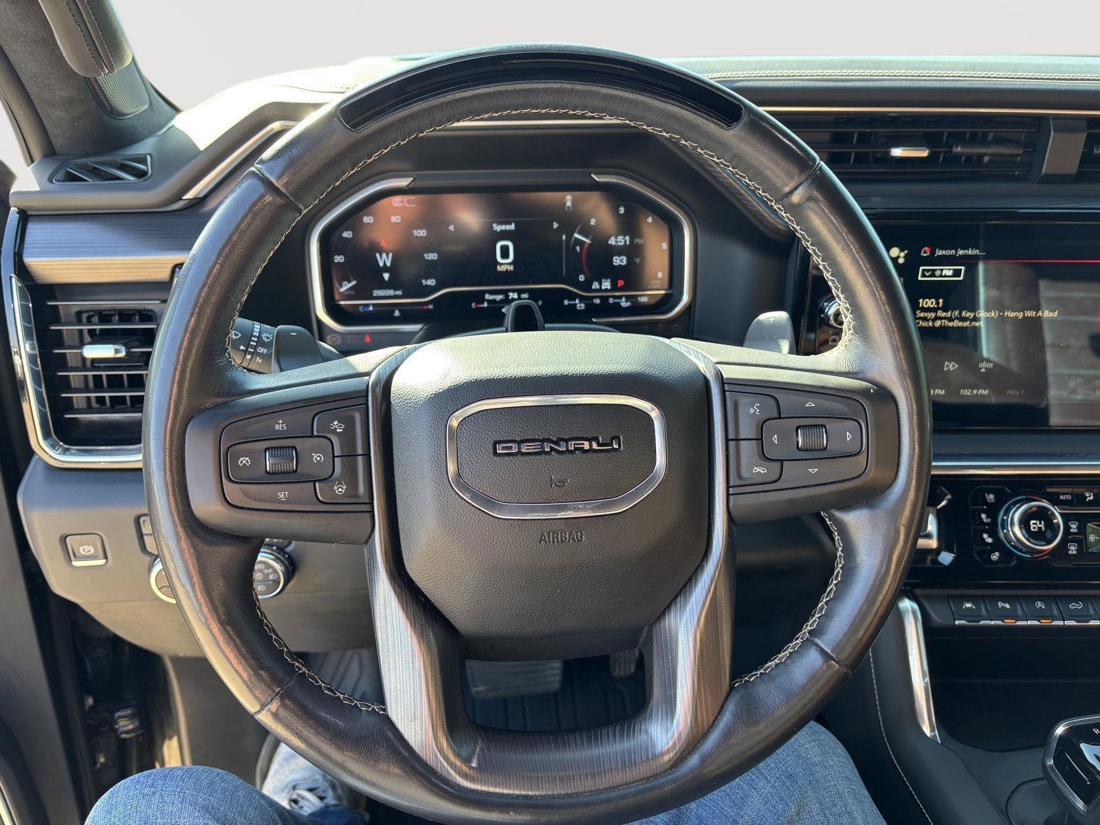 Used 2024 GMC Sierra 1500 Denali Ultimate image 9