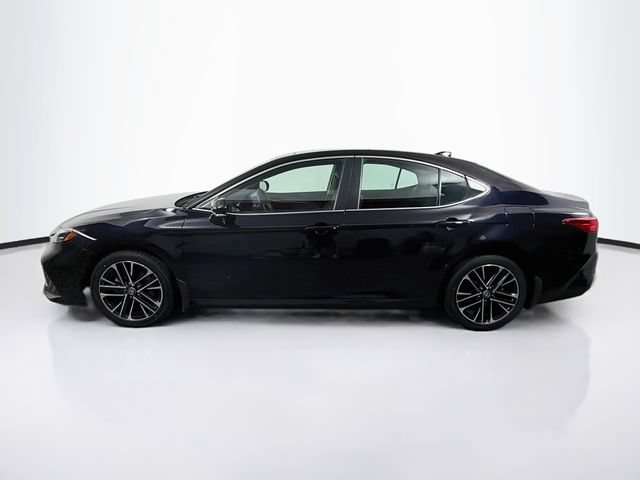 Used 2025 Toyota Camry XLE w/ Premium Plus Package AWD/4WD image 5