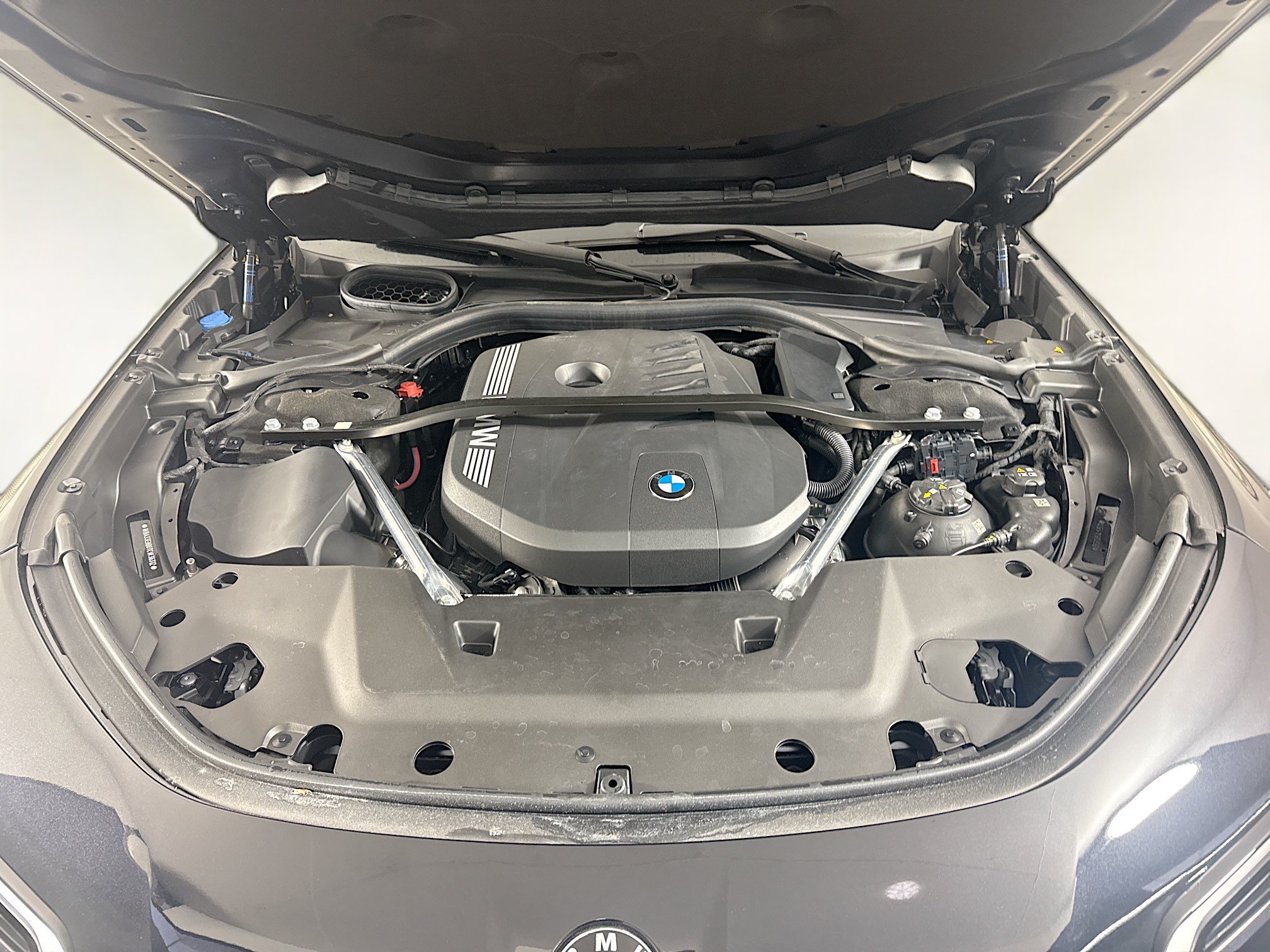 Used 2026 BMW 740i xDrive AWD/4WD image 39
