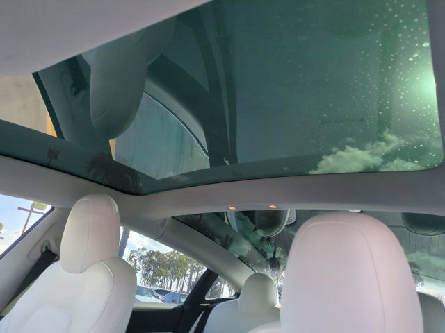 Used 2019 Tesla Model 3 Standard Range Plus image 25