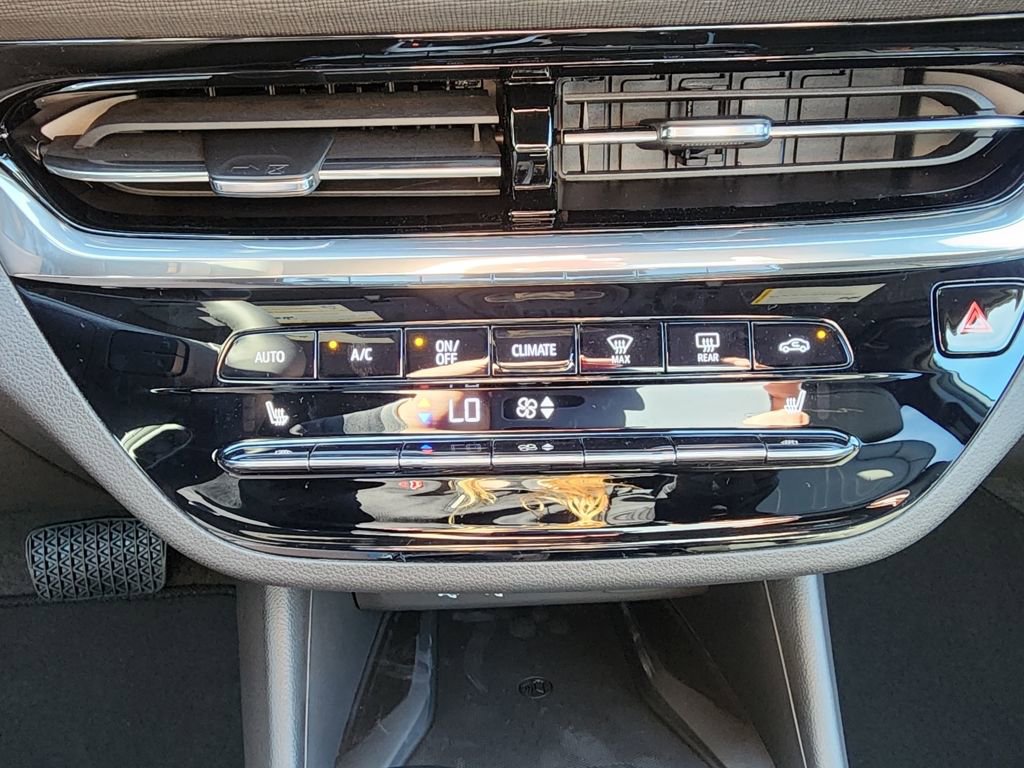 New 2026 Buick Envista Avenir FWD image 27