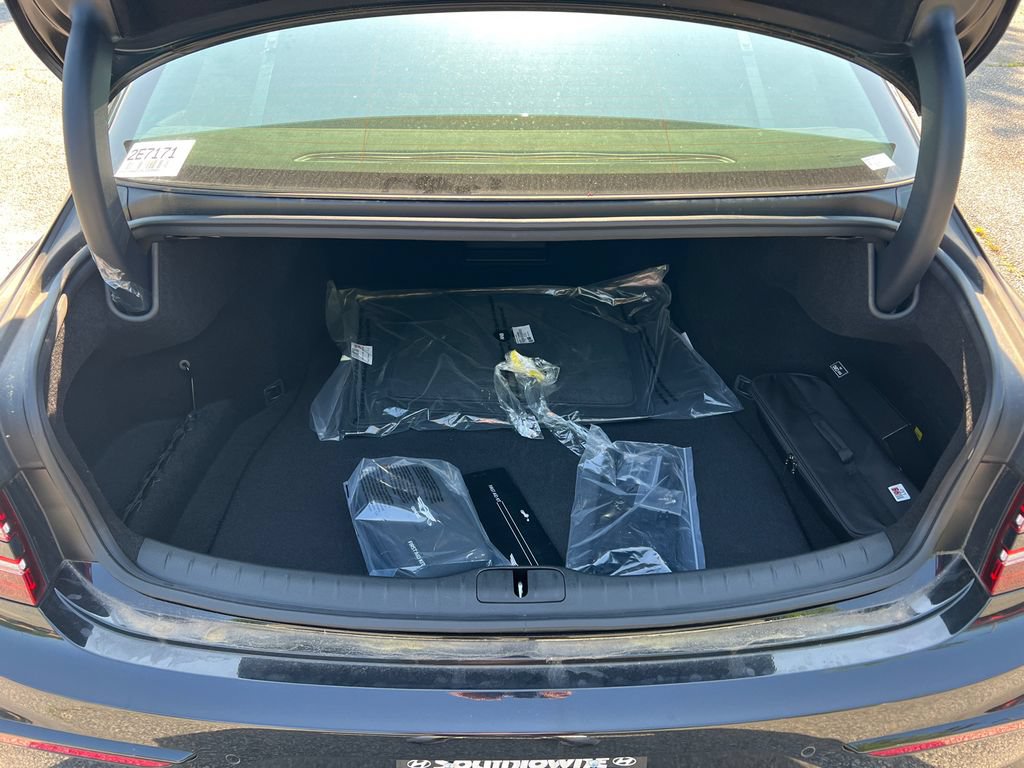 New 2025 Genesis G80 3.5T Sport Prestige AWD/4WD image 18