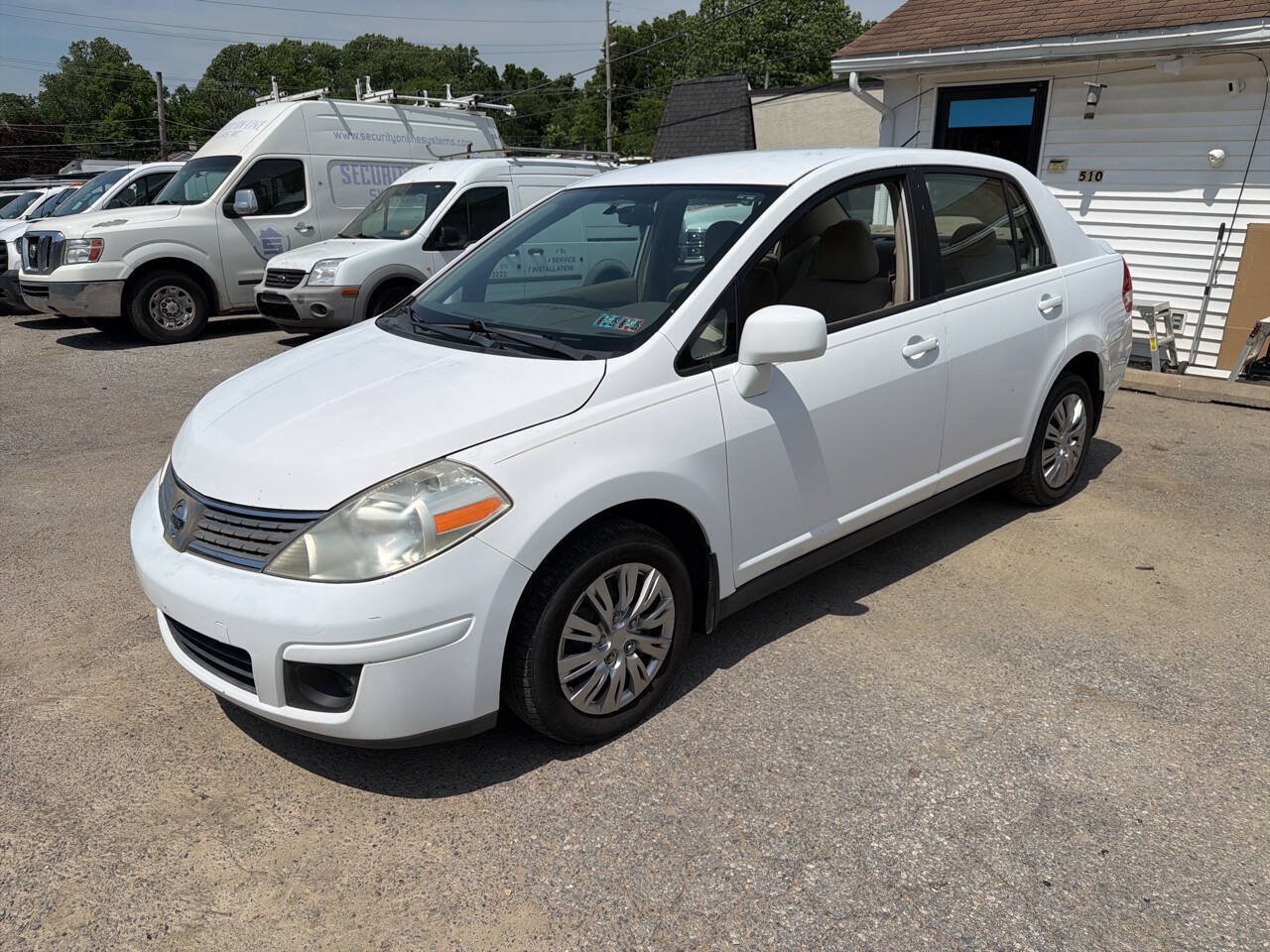 Used 2009 Nissan Versa 1.8 S w/ ABS Pkg FWD image 3
