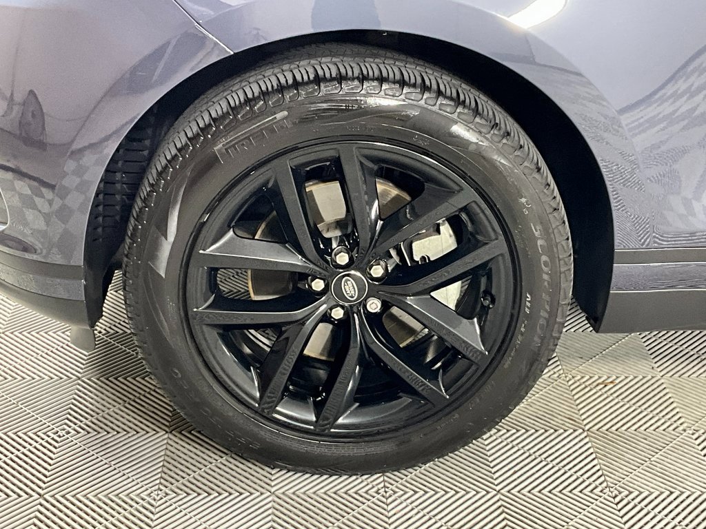 Certified 2025 Land Rover Range Rover Velar S image 30