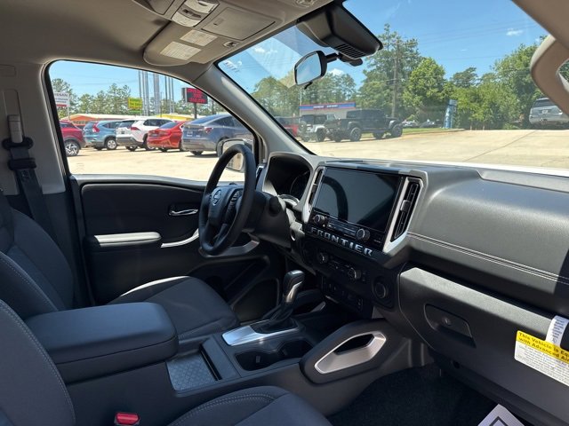 New 2025 Nissan Frontier SV w/ SV Convenience Package image 29