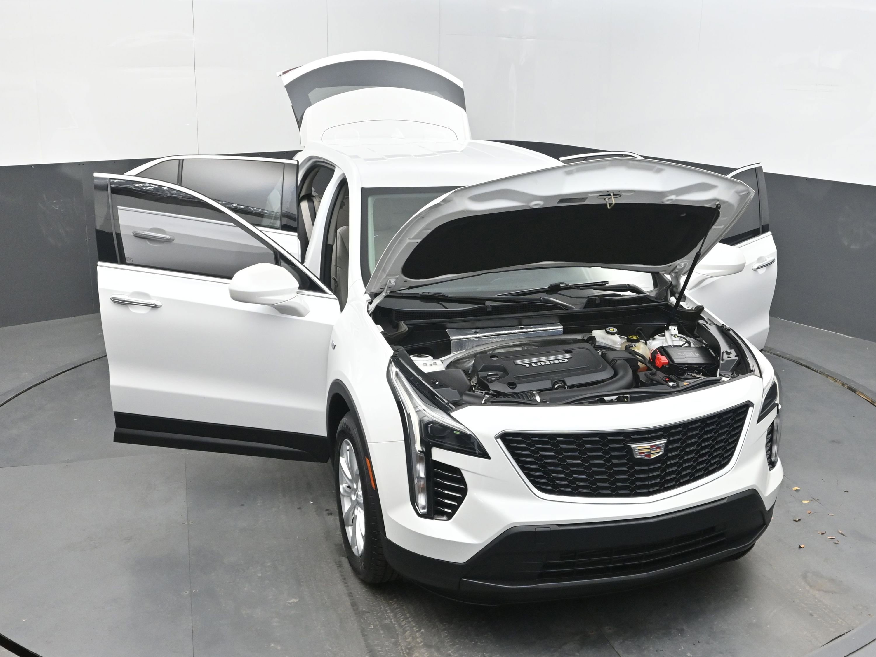 Used 2019 Cadillac XT4 Luxury FWD image 38