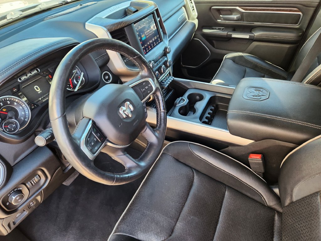Used 2019 RAM 1500 Laramie AWD/4WD image 7