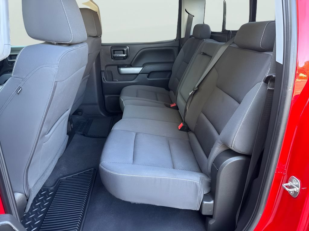 Used 2018 Chevrolet Silverado 1500 LT w/ All Star Edition AWD/4WD image 9