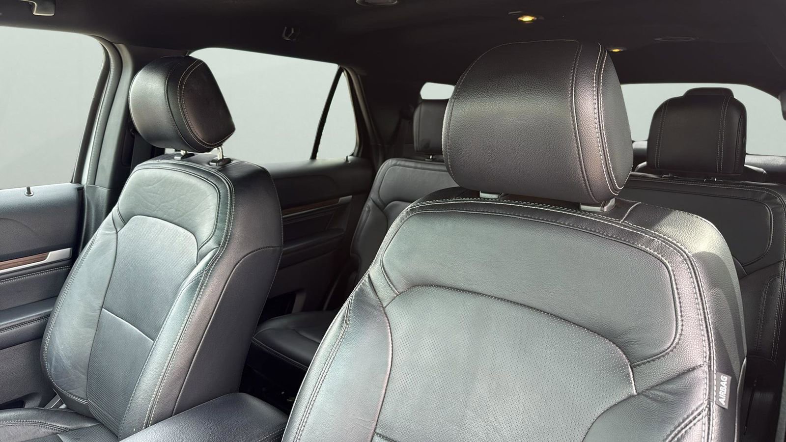 Used 2016 Ford Explorer Limited image 10