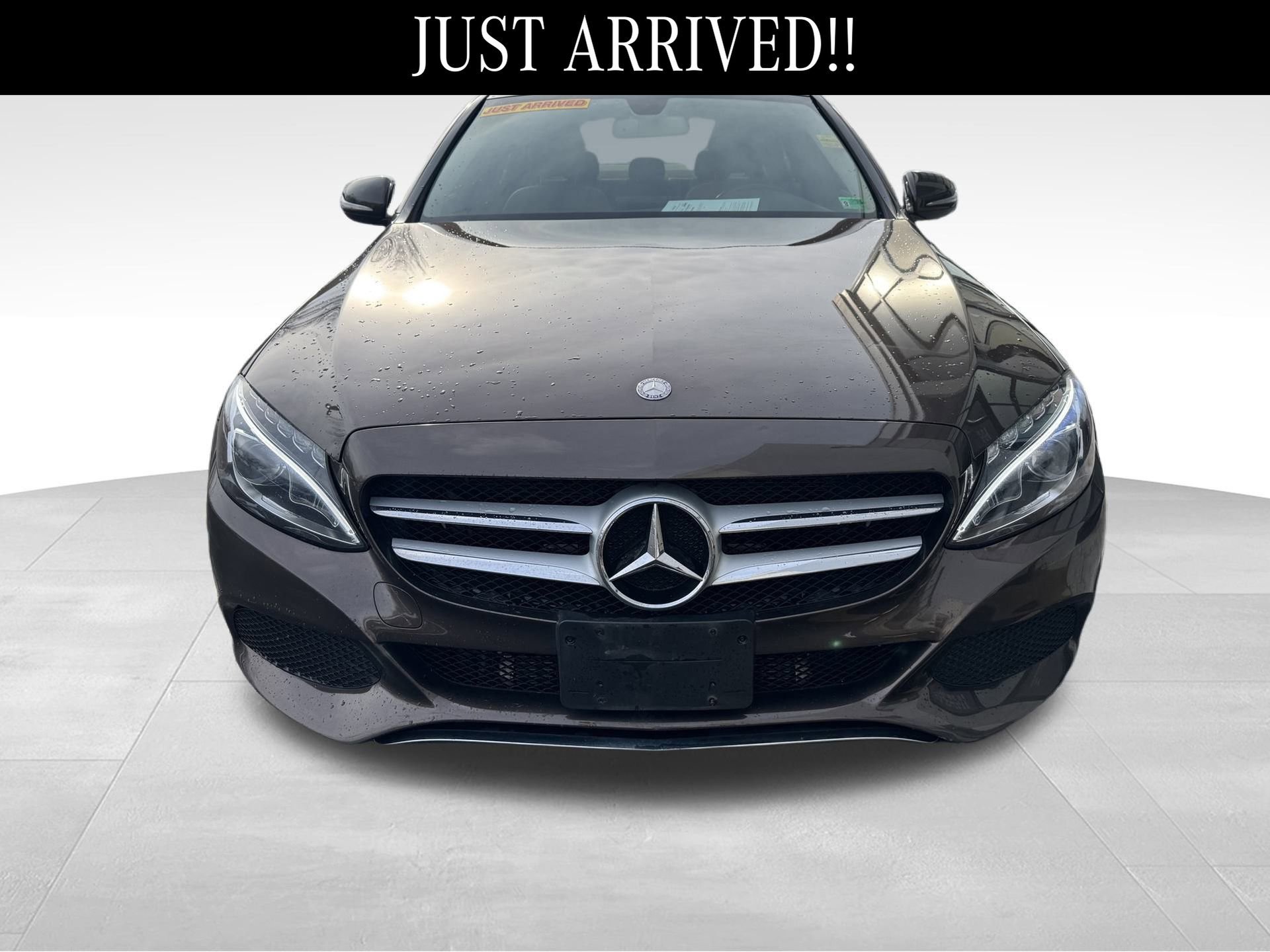 Used 2015 Mercedes-Benz C 300 4MATIC Sedan image 2