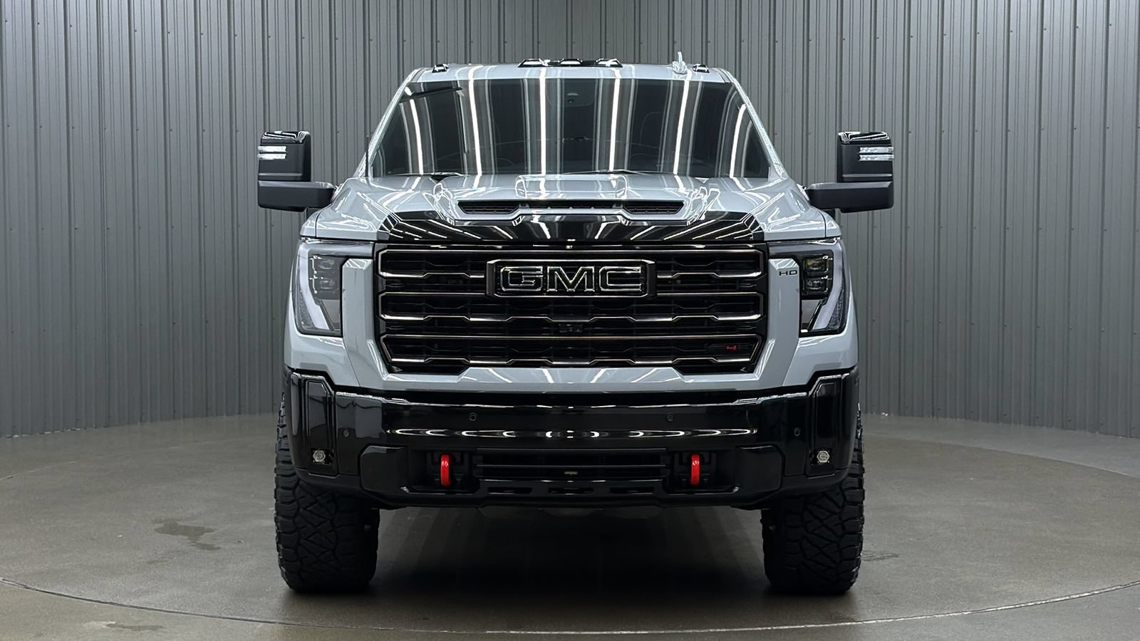 Used 2025 GMC Sierra 2500 AT4X AWD/4WD image 8