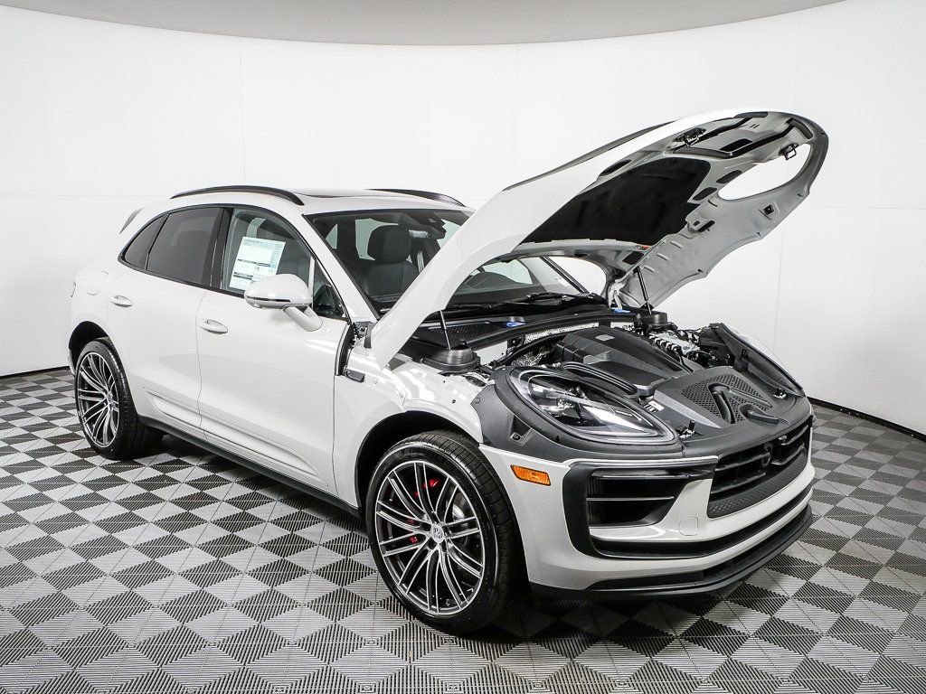 New 2026 Porsche Macan S image 37