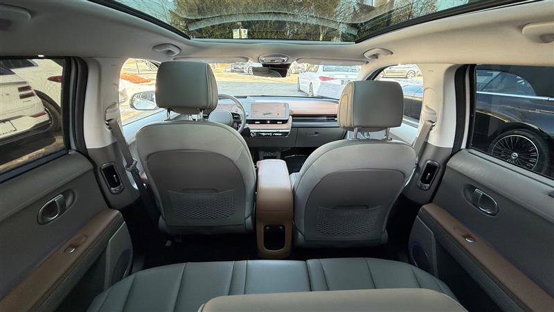 Used 2024 Hyundai Ioniq 5 Limited image 36