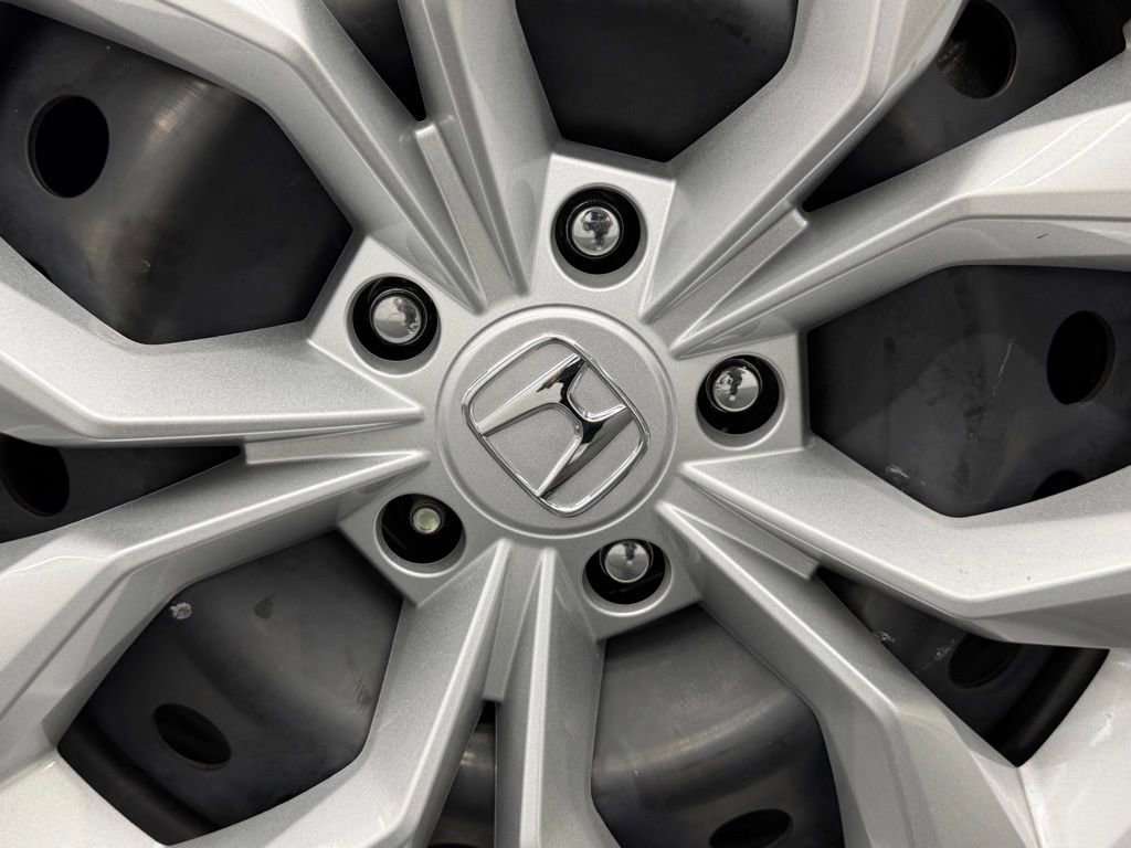 Used 2026 Honda CR-V LX image 17