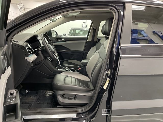 Certified 2023 Volkswagen Taos SEL AWD/4WD image 7