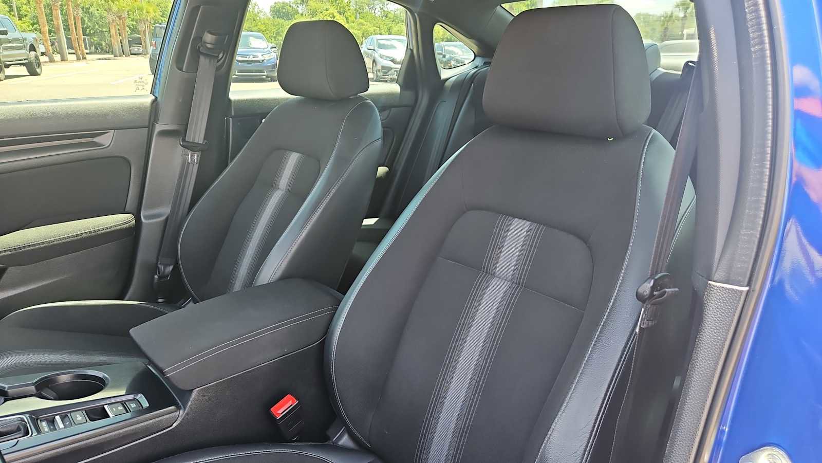 Used 2022 Honda Civic Sport image 13