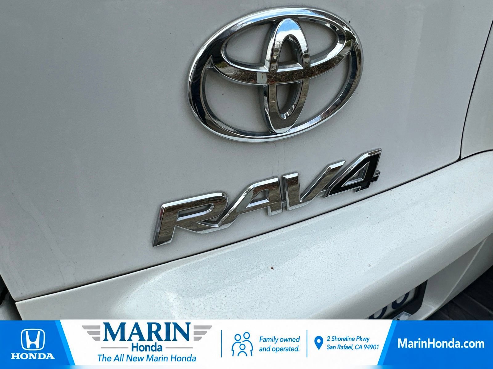 Used 2012 Toyota RAV4 4WD V6 w/ Upgrade Value Pkg image 14