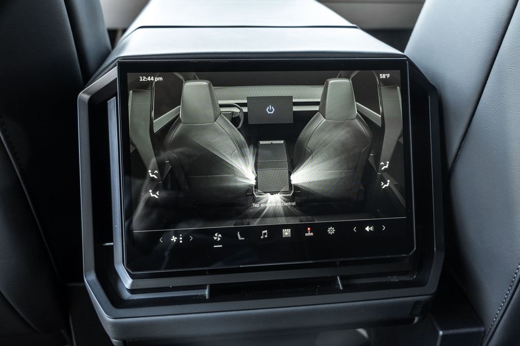 Used 2025 Tesla Cybertruck AWD Crew Cab image 29