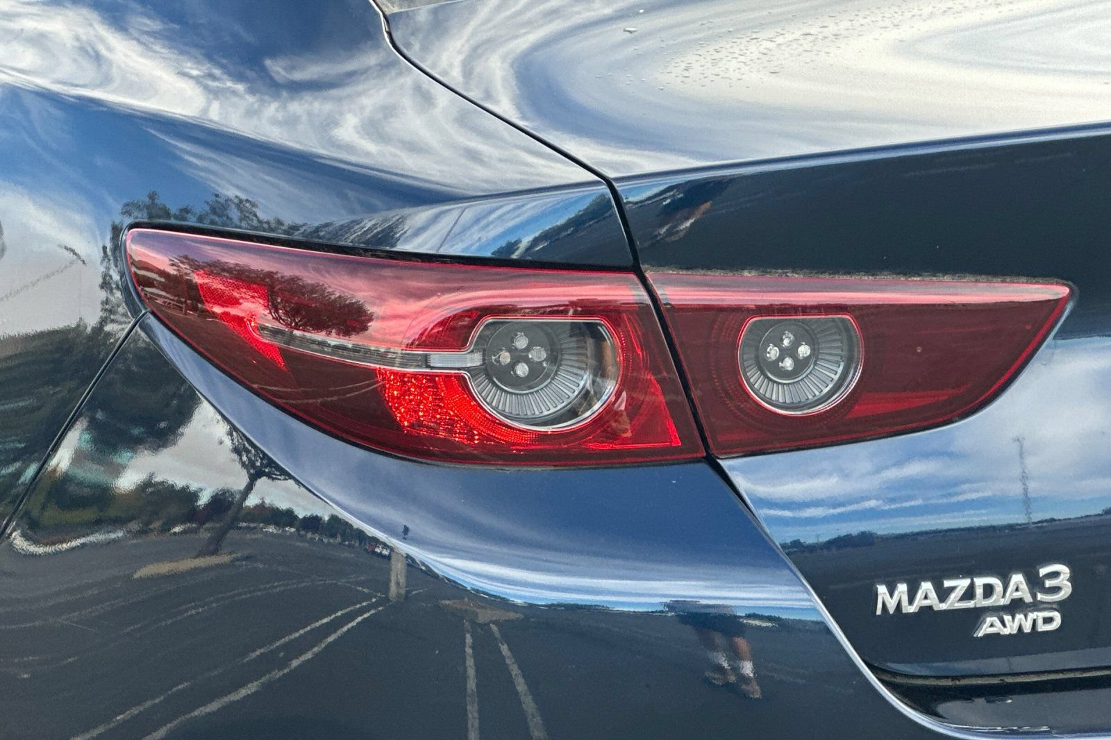 Used 2020 MAZDA MAZDA3 AWD Sedan w/ Preferred Package image 46