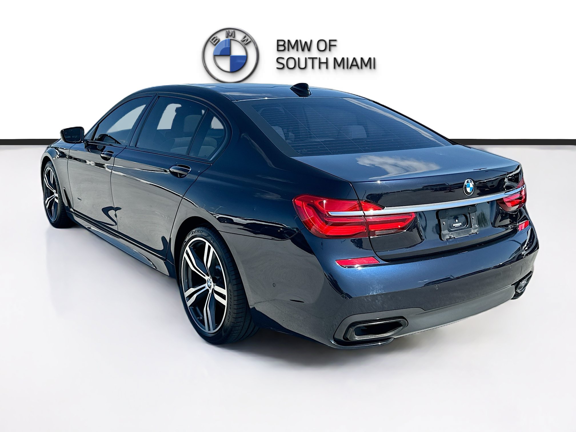 Used 2019 BMW 740i w/ Executive Package RWD image 5