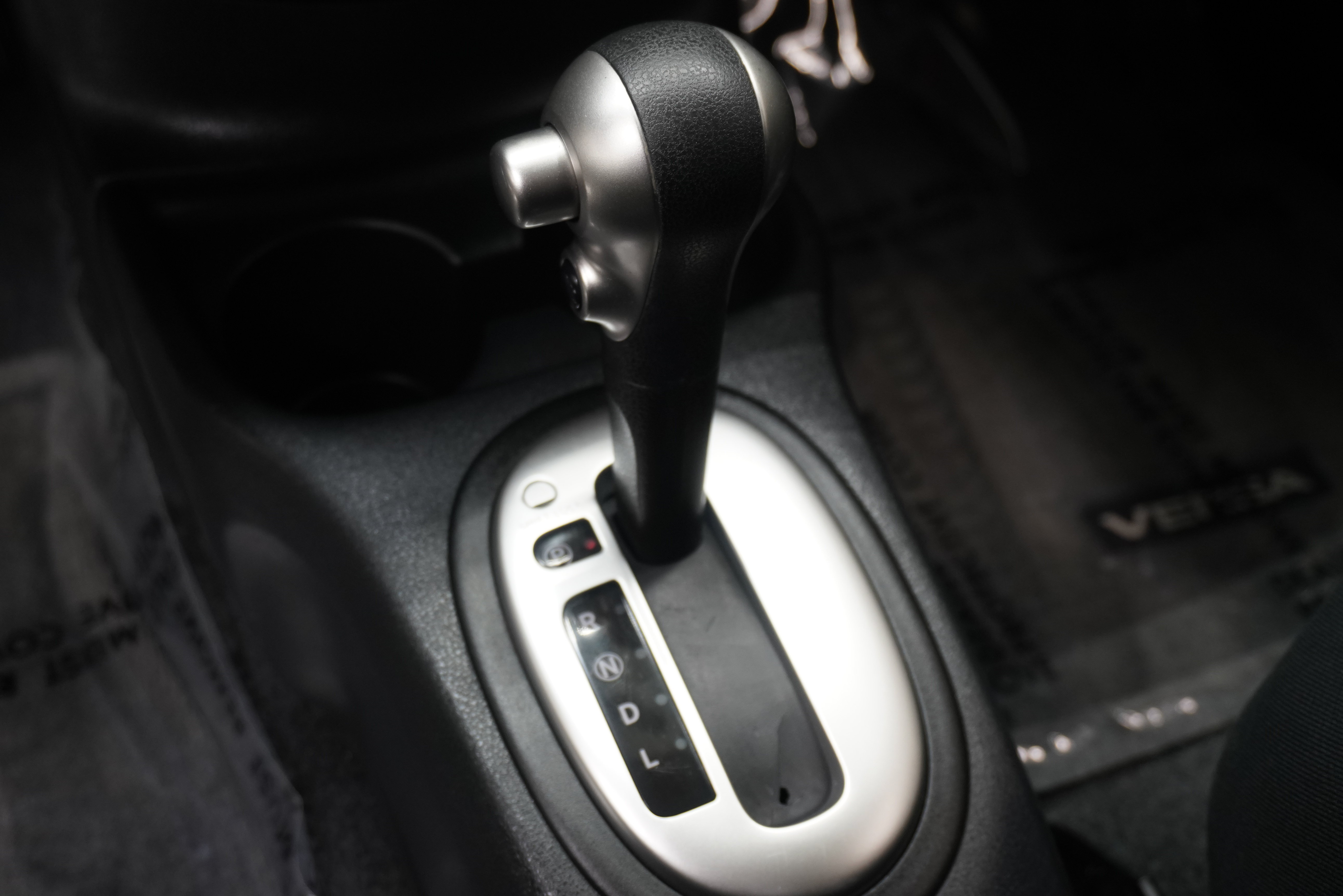 Used 2015 Nissan Versa Note SV FWD image 19