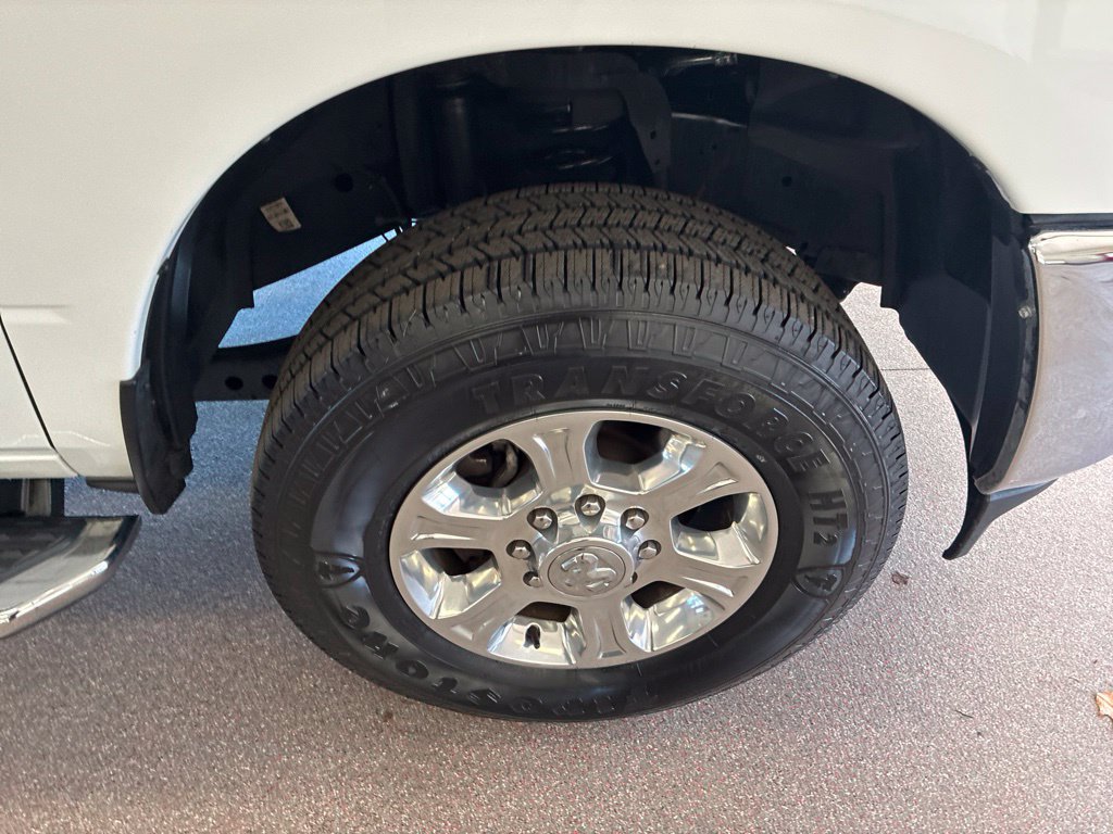 Certified 2026 RAM 2500 Big Horn AWD/4WD image 40
