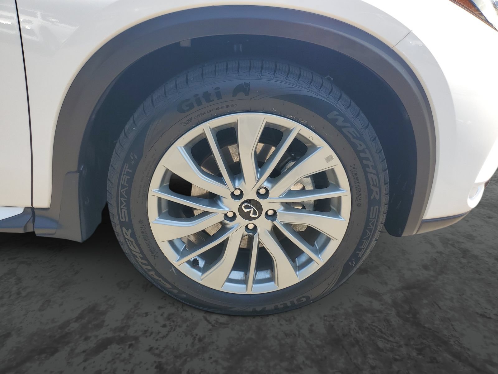 Used 2023 INFINITI QX50 Luxe FWD image 6