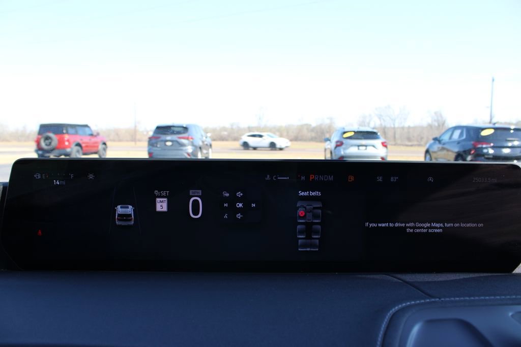 Used 2025 Ford Expedition Platinum image 40