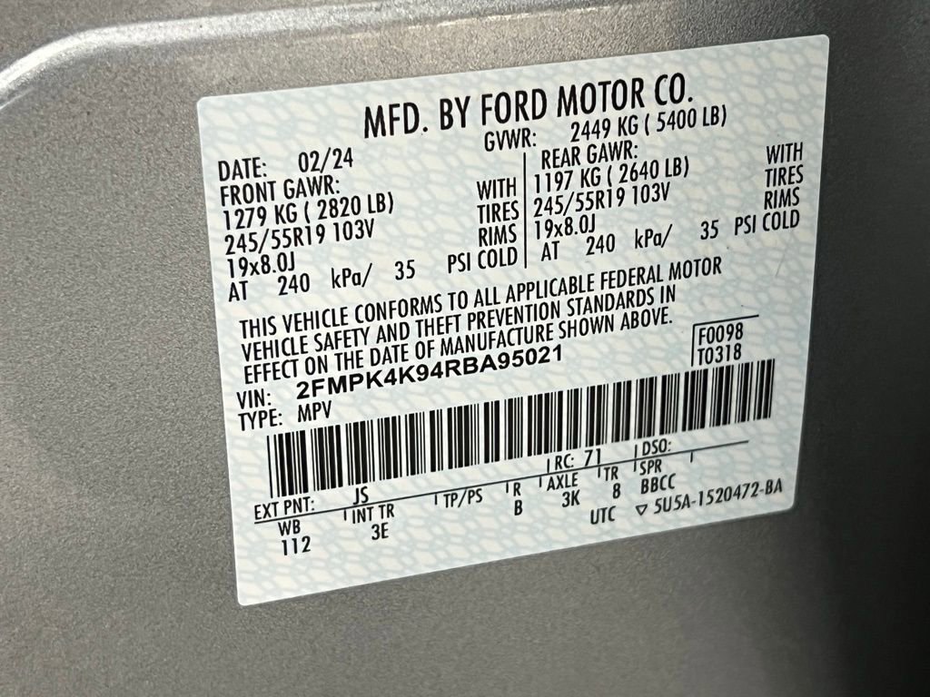 Used 2024 Ford Edge Titanium image 37