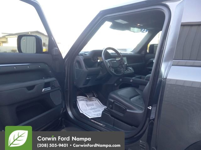 Used 2021 Land Rover Defender 90 X-Dynamic S image 9