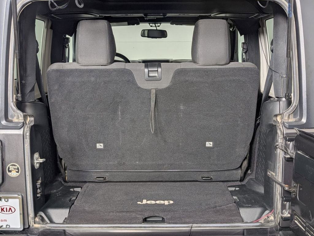 Used 2017 Jeep Wrangler Sport image 14