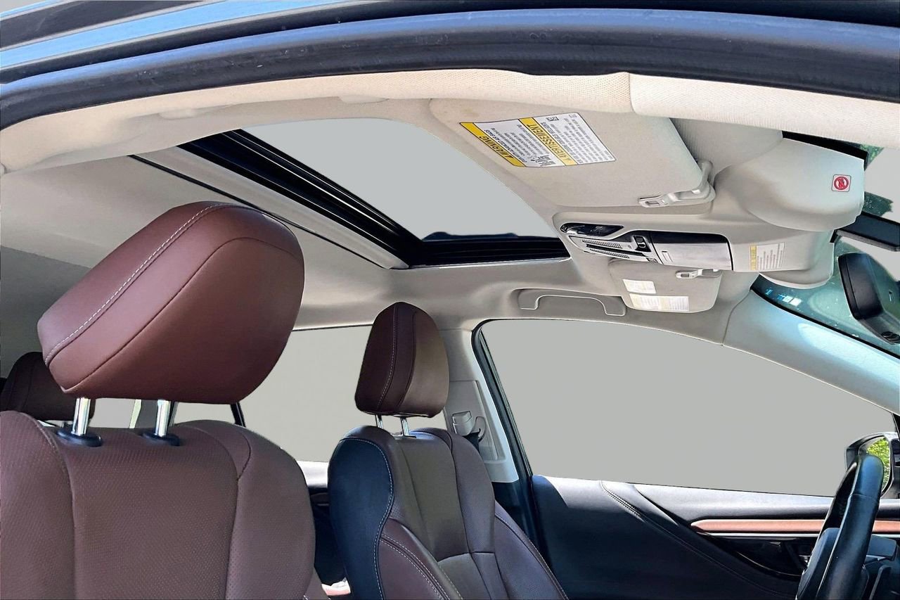Used 2020 Subaru Outback Touring XT AWD/4WD image 16