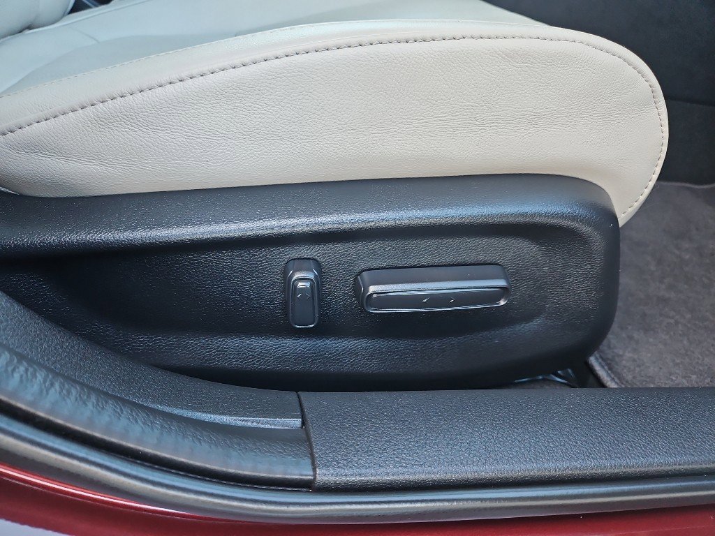 Used 2020 Honda Insight Touring image 19