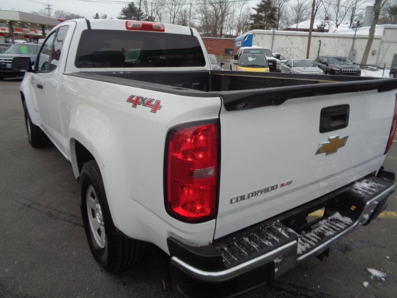 Used 2018 Chevrolet Colorado W/T w/ WT Convenience Package image 17