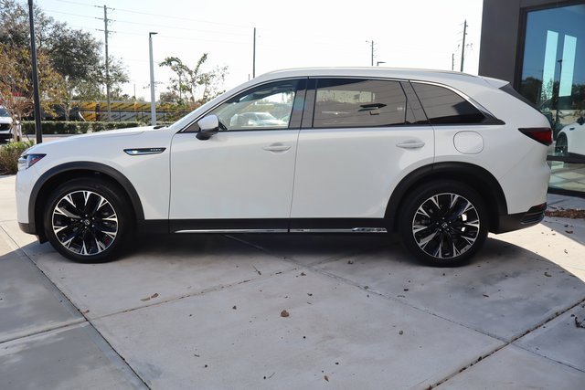 Used 2024 MAZDA CX-90 Plug-In Hybrid w/ Premium Pkg image 7