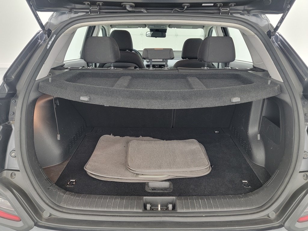 Used 2021 Hyundai Kona SE FWD image 25