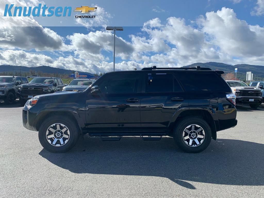 Used 2021 Toyota 4Runner TRD Off-Road Premium w/ Moonroof Package image 4