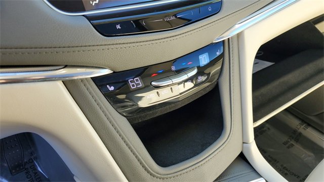 Used 2019 Cadillac XT5 Luxury image 21