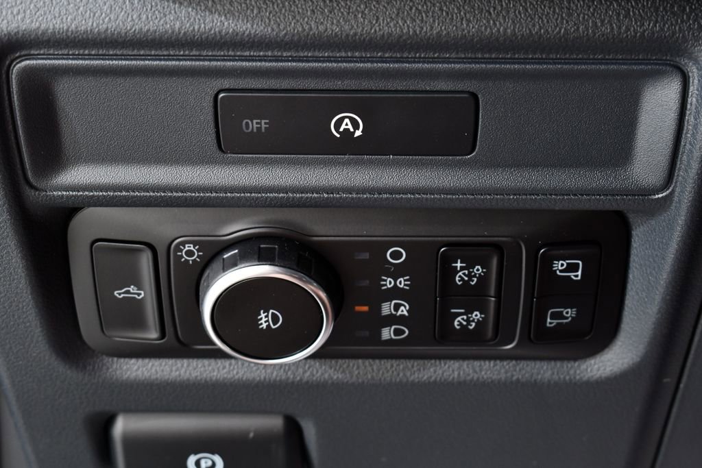 New 2025 Ford F150 XLT w/ Equipment Group 302A MID image 33