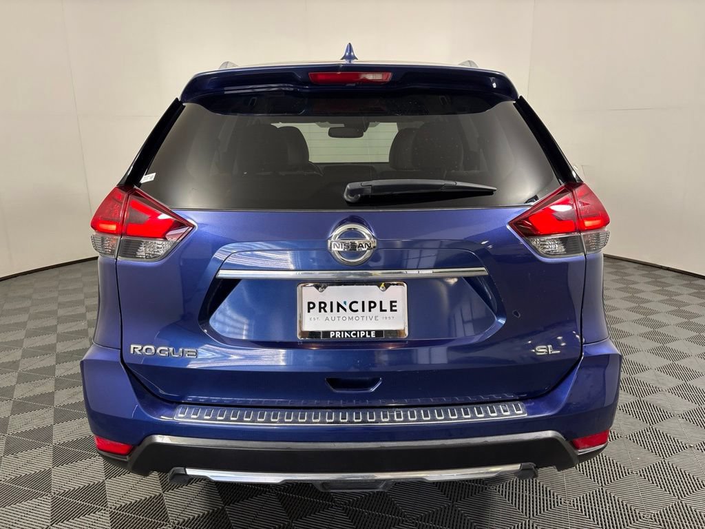 Used 2017 Nissan Rogue SL FWD image 6