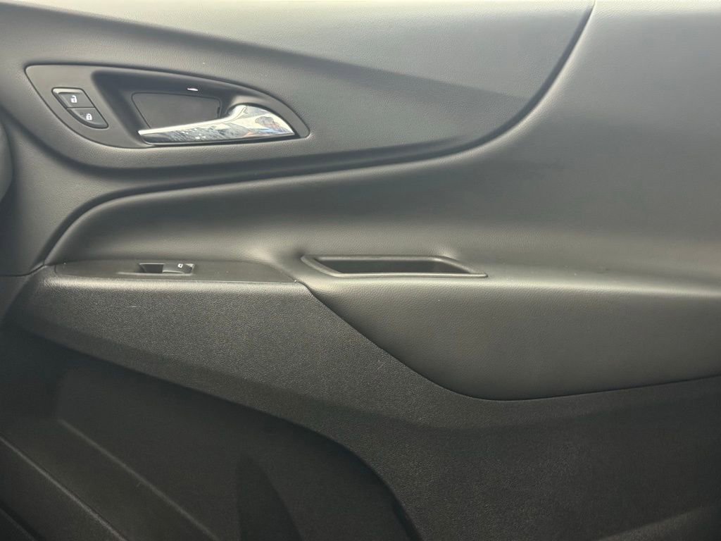 Used 2024 Chevrolet Equinox LT image 39