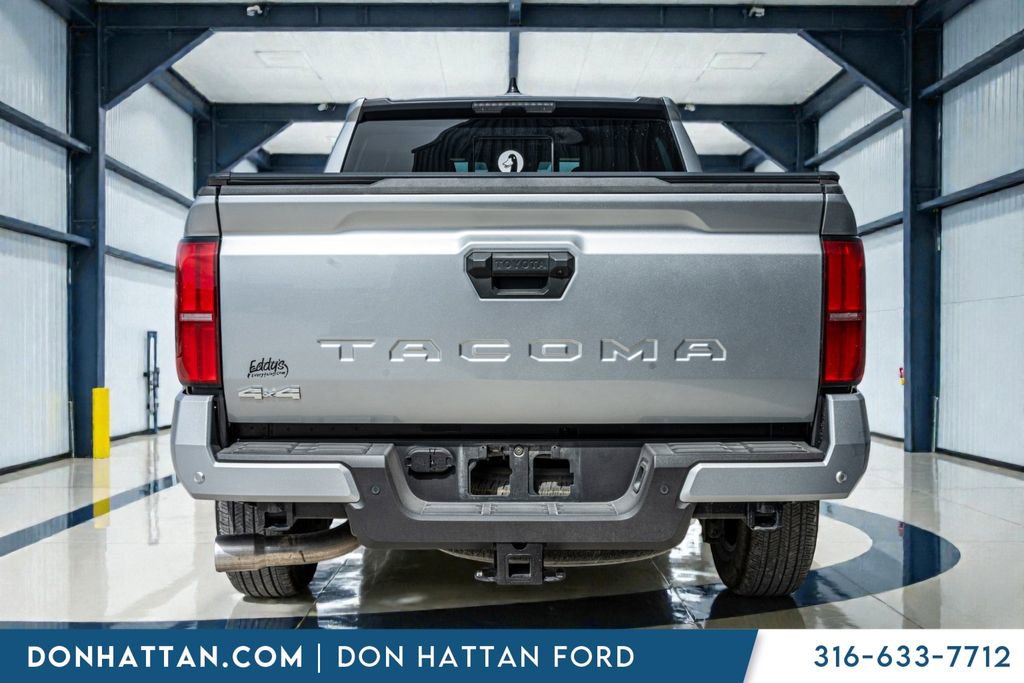 Used 2025 Toyota Tacoma SR5 w/ SR5 Upgrade Package image 29