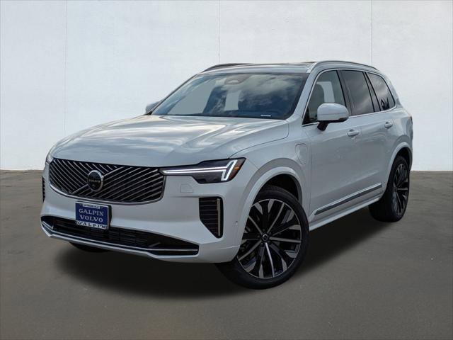 New 2026 Volvo XC90 T8 Plus image 1