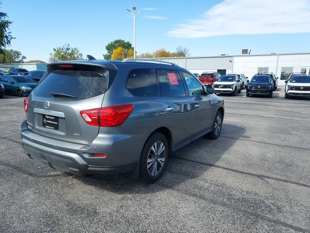 Used 2020 Nissan Pathfinder S AWD/4WD image 4