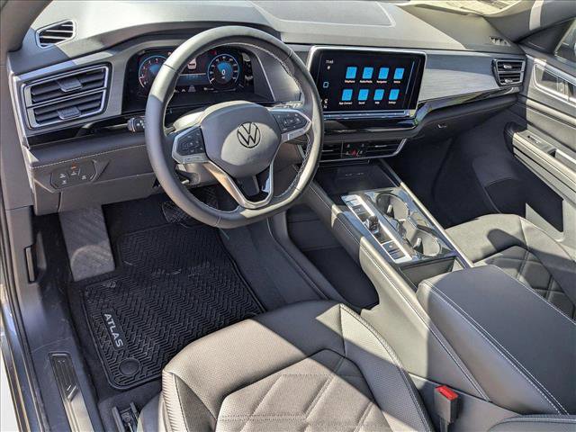 New 2025 Volkswagen Atlas Cross Sport SE image 3