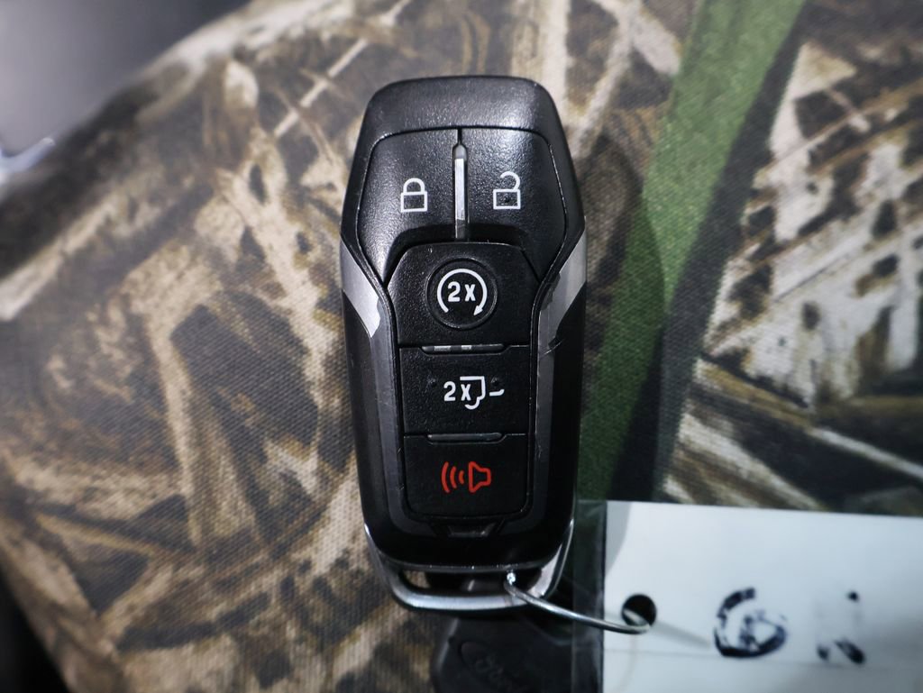 Used 2016 Ford F150 Lariat image 25