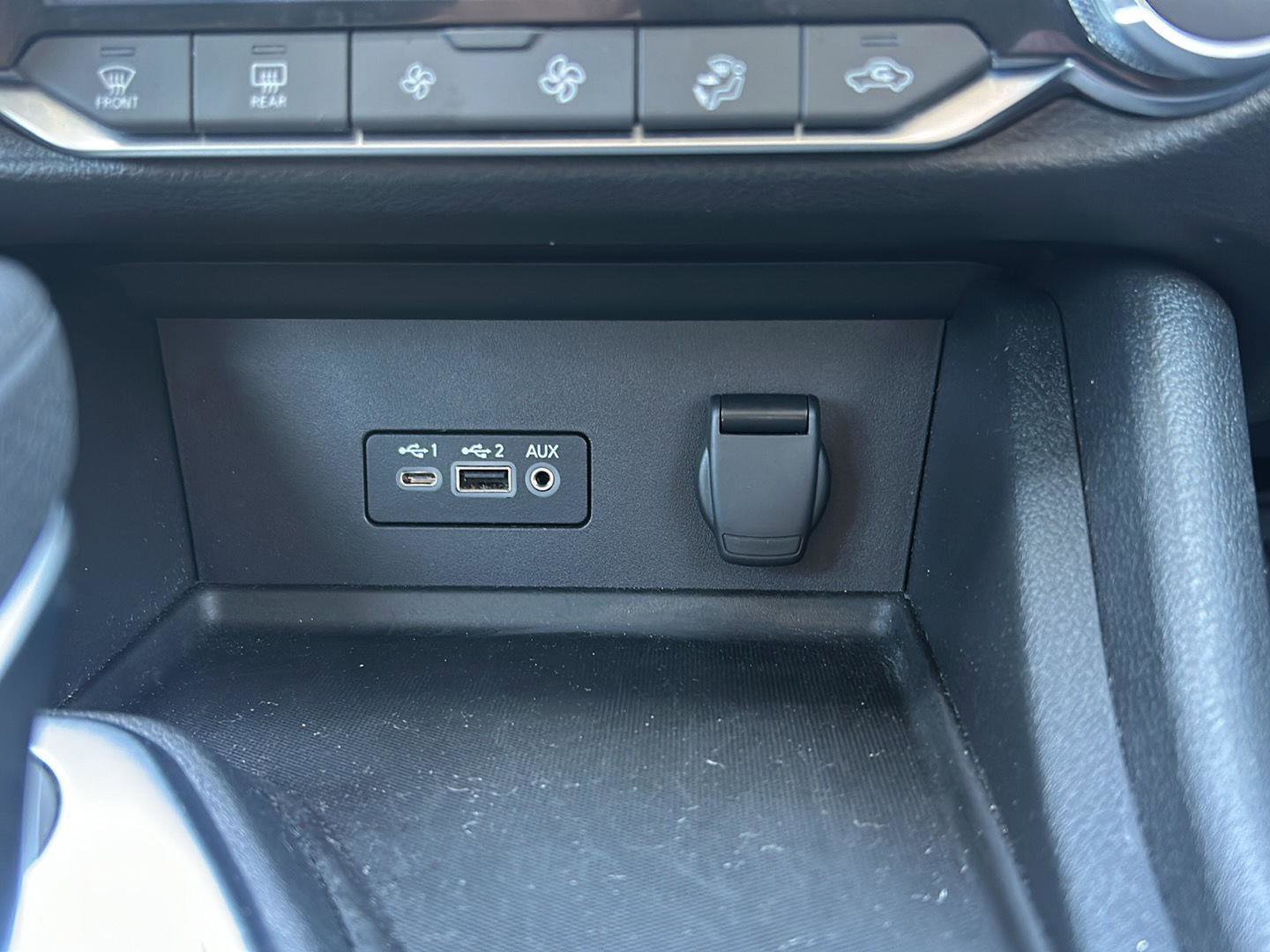 Used 2023 Nissan Sentra SV w/ All-Weather Package FWD image 21