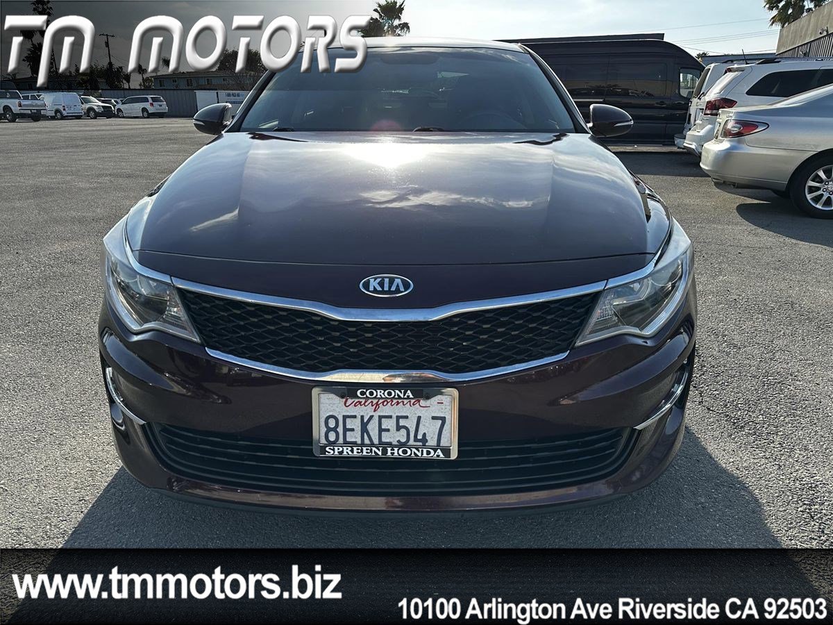 Used 2018 Kia Optima LX w/ 17" Alloy Wheels Package image 2